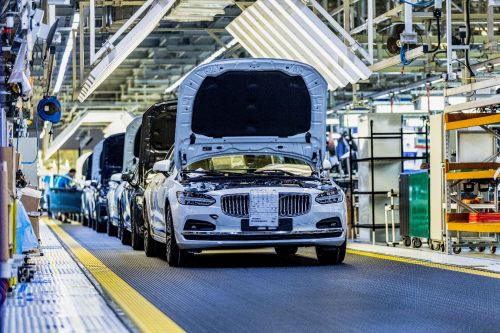 沃爾沃汽車工廠獲評(píng)智能工廠，引領(lǐng)汽車工業(yè)信息化新浪潮